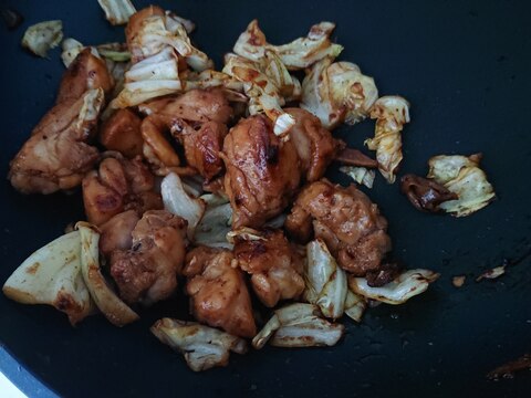 ニンニク味噌でピリ辛肉野菜炒め